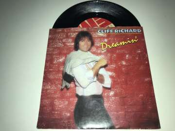 Cliff Richard – Dreamin'