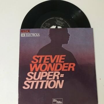 Stevie Wonder – Superstition