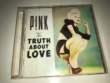 PiNK – The Truth About Love
