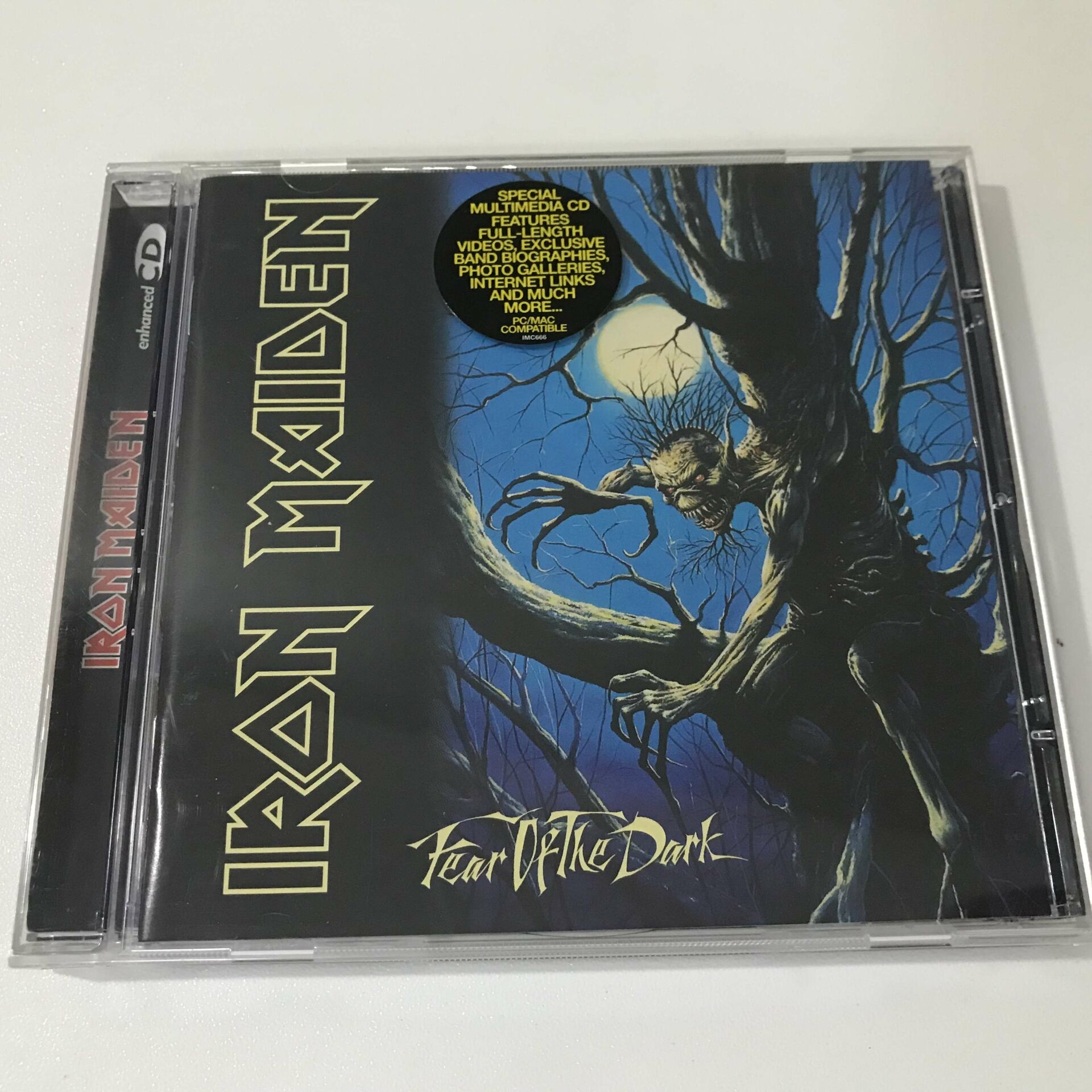 Iron Maiden – Fear Of The Dark