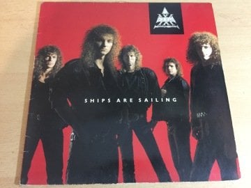 Axxis ‎– Ships Are Sailing