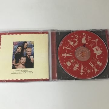The Red Hot Chili Peppers – One Hot Minute