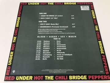 Red Hot Chili Peppers – Under The Bridge
