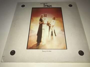 Trax ‎– Dancing In The Street