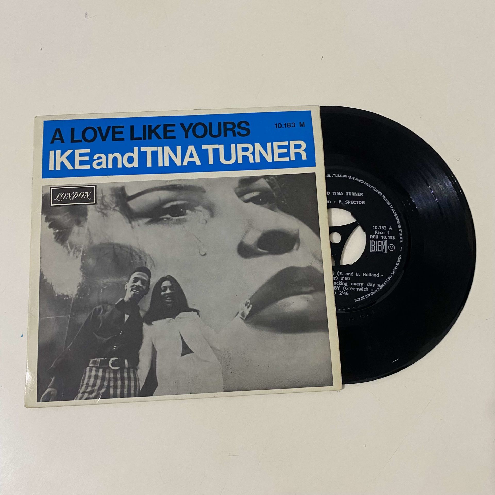 Ike & Tina Turner – A Love Like Yours