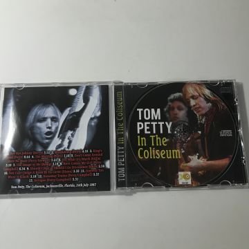 Tom Petty – In The Coliseum