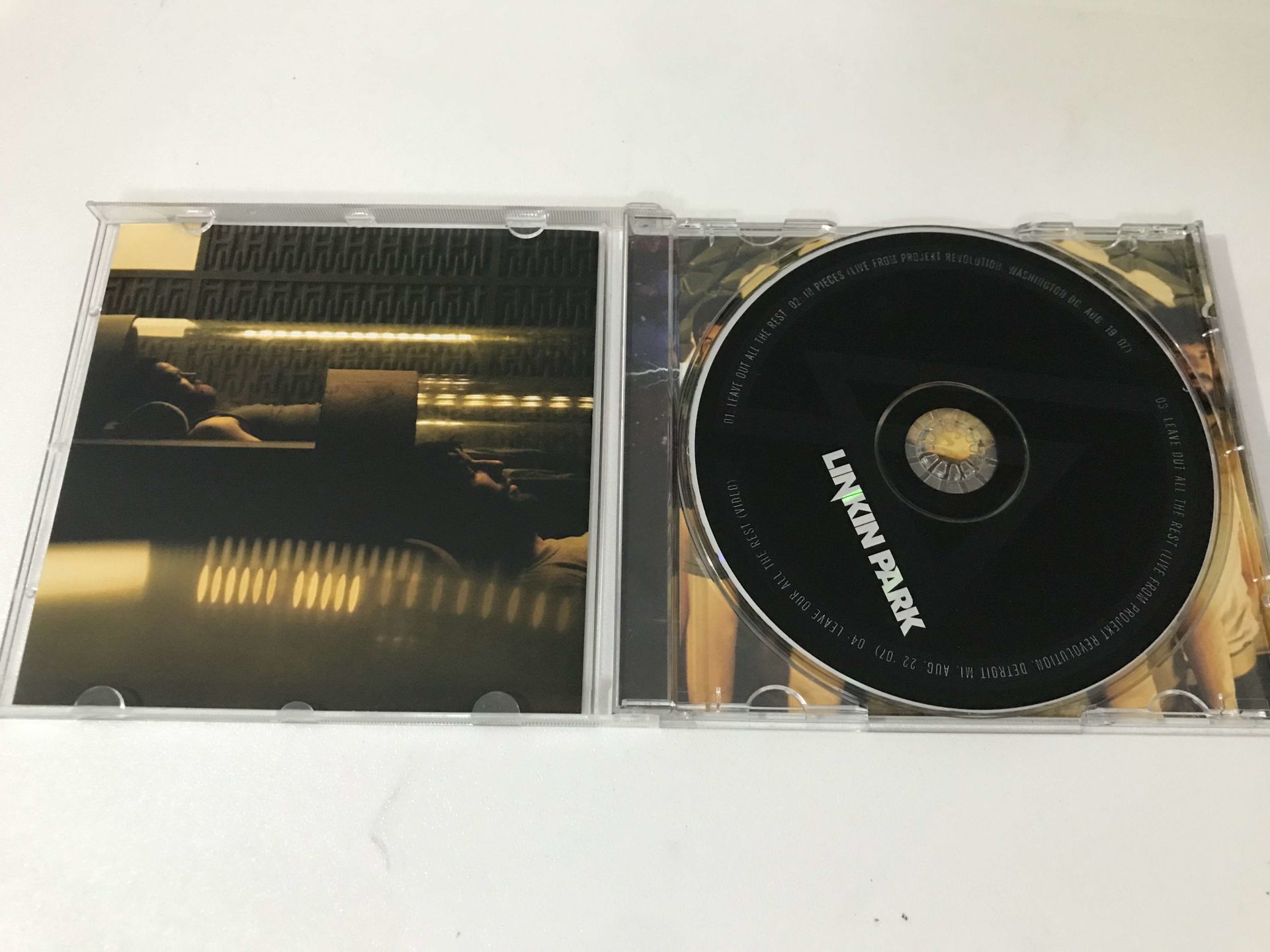 Linkin Park – Leave Out All The Rest Plak, CD, DVD Satın Al