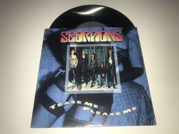Scorpions ‎– Tease Me Please Me