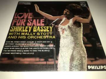 Shirley Bassey With Wally Stott And His Orchestra ‎– Love For Sale