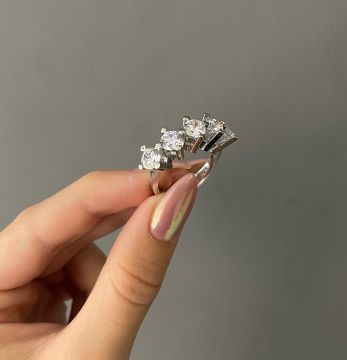 925 Ayar Gümüş Swarovski Taşlı Beş Taşlı Yüzük Zeren