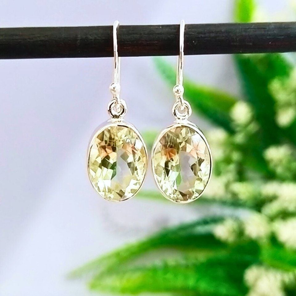 Green Topaz Taşı Doğal Taş Küpe - KP855