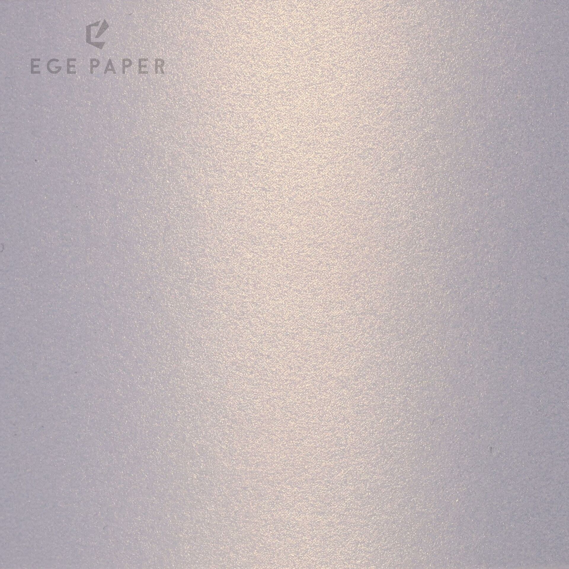 YANAR METALLIC REVOLVING WHITE 350G is 70x100cm