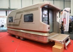 ÇEKME KARAVAN SPACE STATION