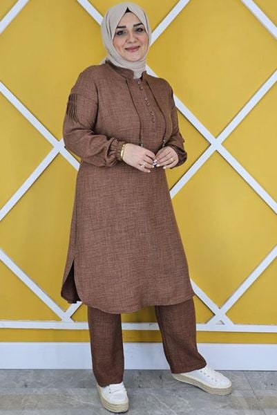 PYS KADIN DÜĞME VE BAĞUCU DETAYLI TESETTÜR TAKIM KAHVERENGİ - 2 BEDEN