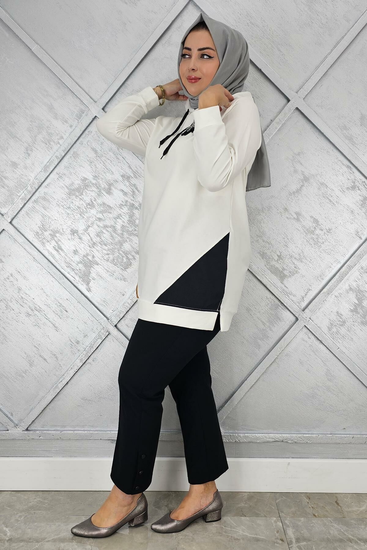 KADIN KOMBİNLİ KAPÜŞONLU TESETTÜR TUNİK EKRU - 2 BEDEN