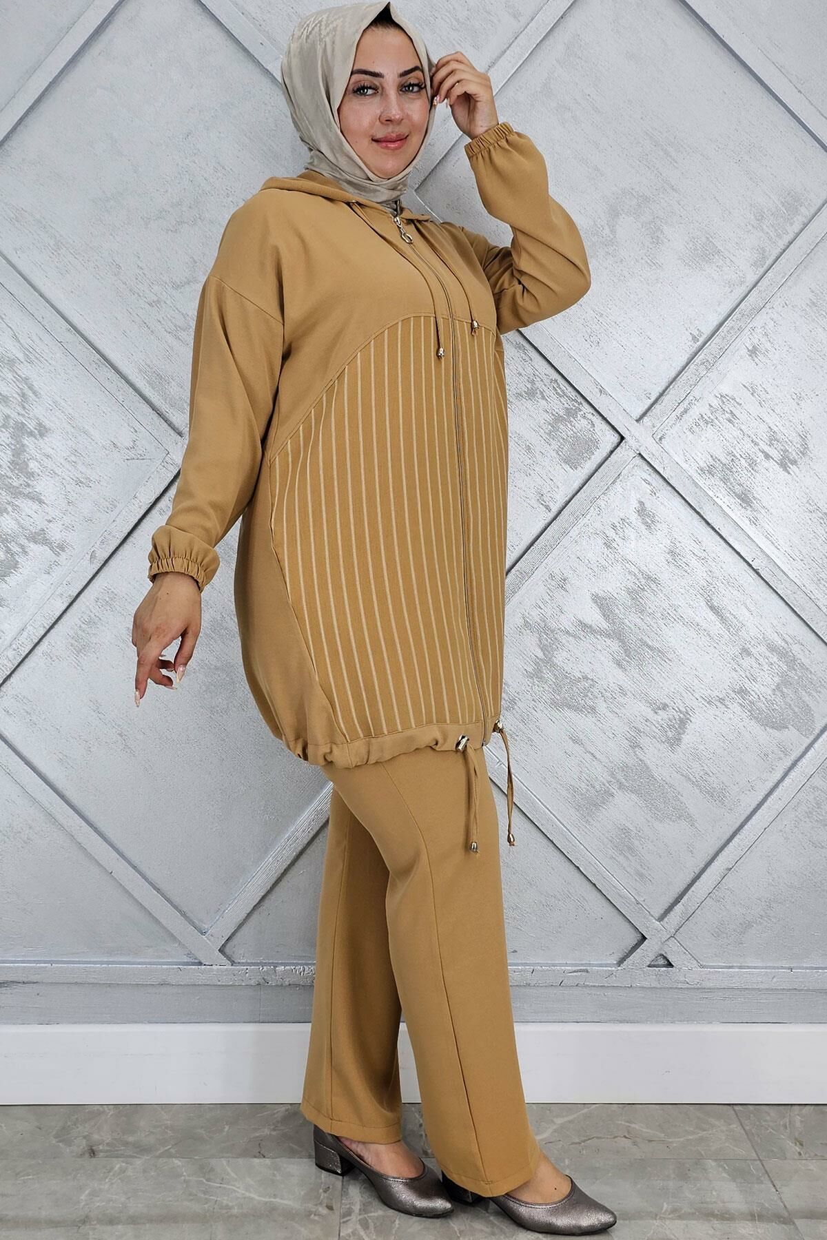 KADIN DESEN KOMBİNLİ TESETTÜR TAKIM CAMEL - 4 BEDEN
