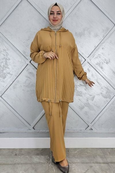 KADIN DESEN KOMBİNLİ TESETTÜR TAKIM CAMEL - 4 BEDEN