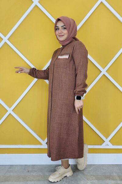 PYS KADIN HAKİM YAKA TAŞ VE ŞERİT DETAYLI DÜĞMELİ TESETTÜR KAP KAHVERENGİ - 5 BEDEN