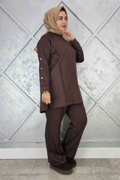 KADIN KOL DÜĞME DETAYLI TESETTÜR TAKIM KAHVERENGİ - 3 BEDEN