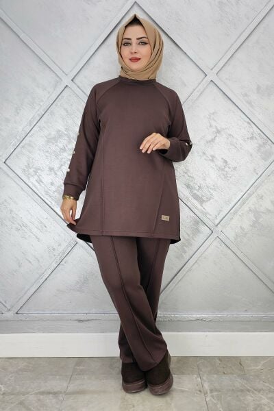 KADIN KOL DÜĞME DETAYLI TESETTÜR TAKIM KAHVERENGİ - 3 BEDEN