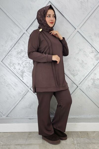 KADIN DÜĞME DETAYLI NERVÜR DİKİM TESETTÜR TAKIM KAHVERENGİ - 2 BEDEN