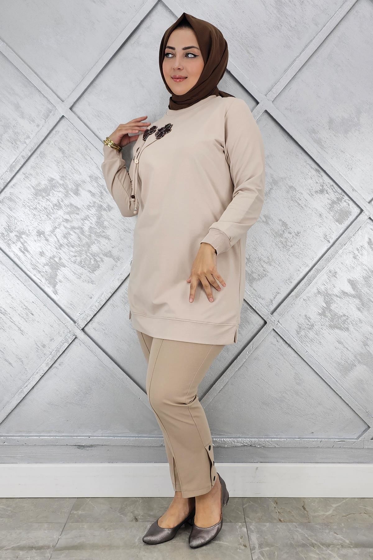 KADIN DİKME VE BAĞUCU DETAYLI TESETTÜR TUNİK BEJ - 5 BEDEN