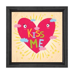 Kiss Me Tablosu