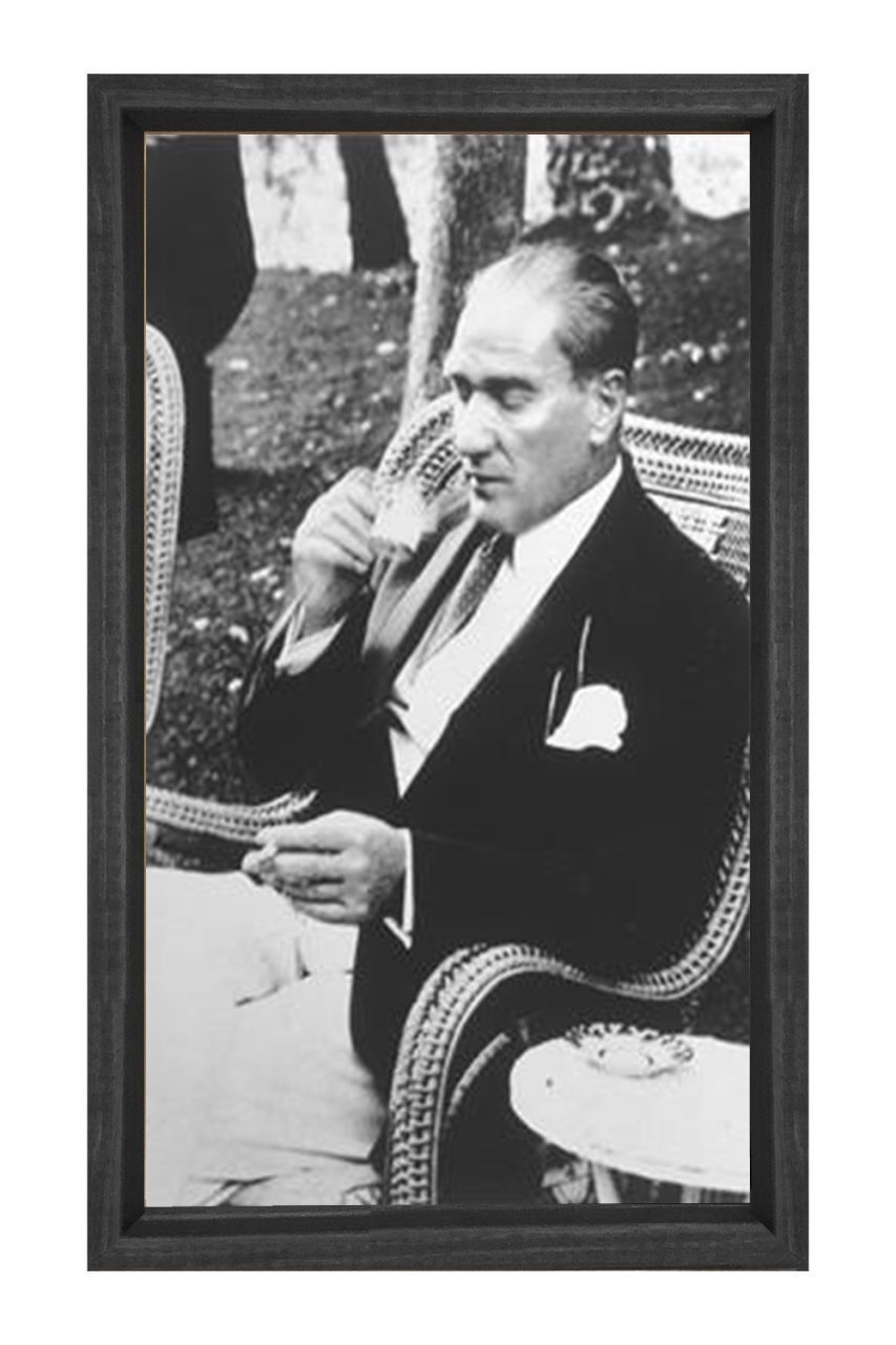 Atatürk Türk kahvesi İçerken Tablosu
