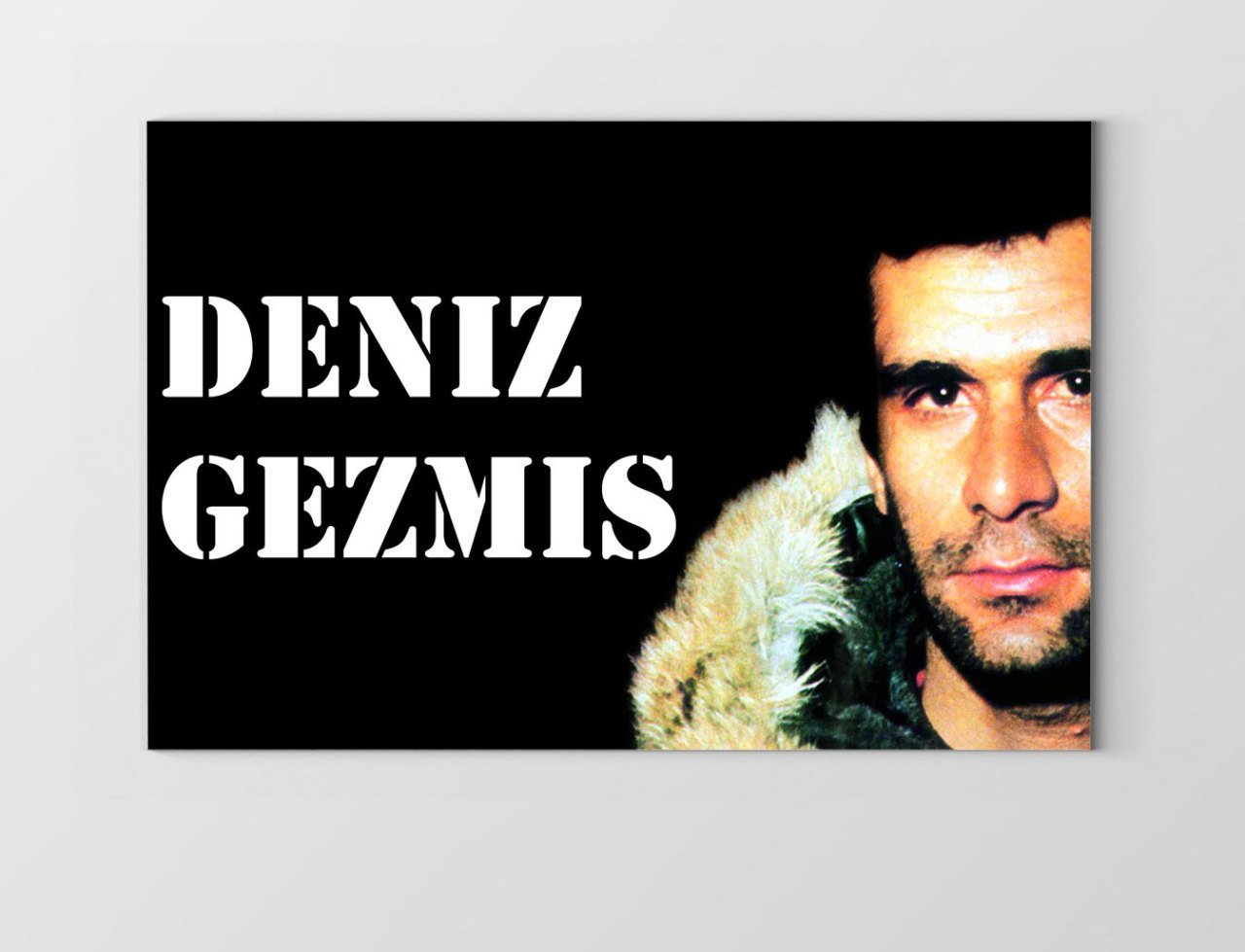Deniz Gezmiş Tablosu Çerçevesiz - 40x60