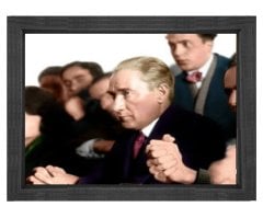 Atatürk Ders dinlerken