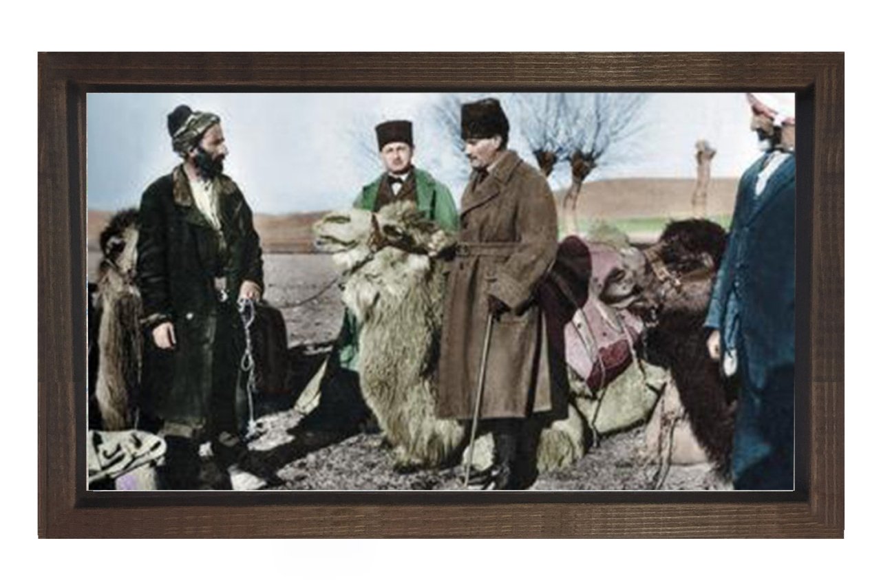 Atatürk Cephede Tablosu Kahverengi Ahşap - 100x200