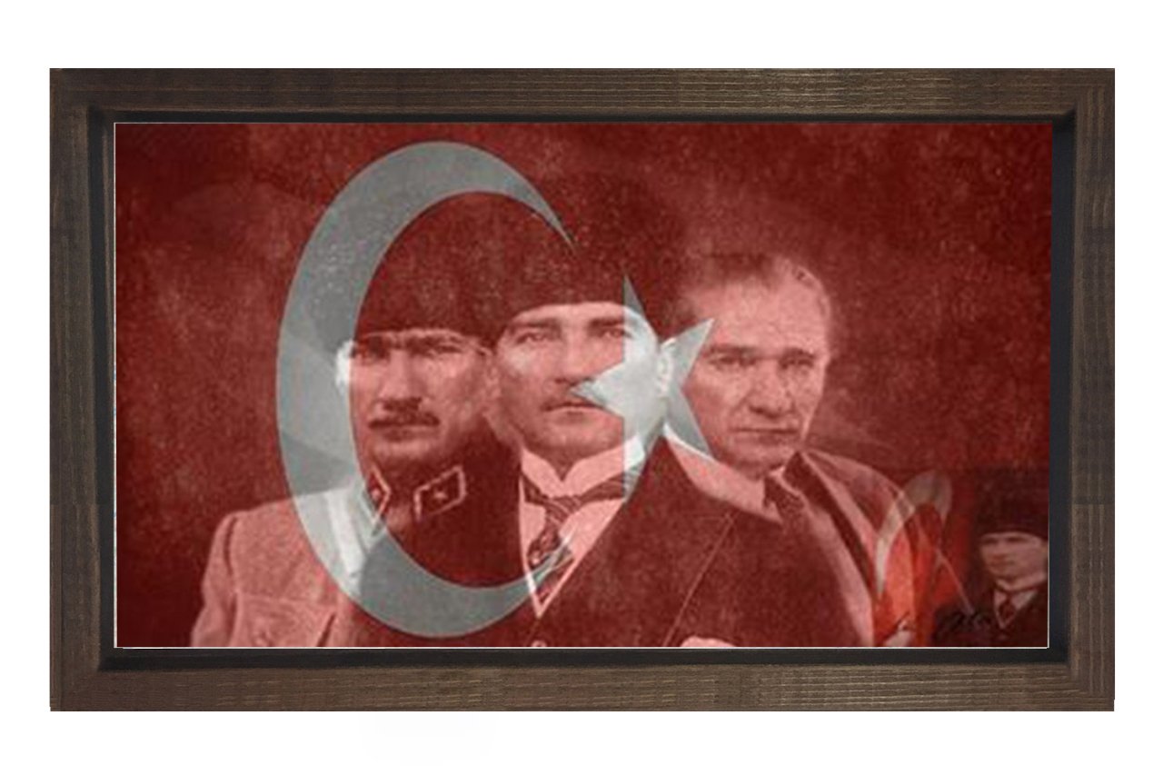 Atatürk Ve Türk Bayrağı Tablosu Kahverengi Ahşap - 45x30
