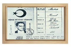 Atatürk Nüfüs Kağıdı Tablosu Naturel Ahşap - 50x70