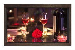 Romantik Masa Ve Şarap Kadehleri Tablosu