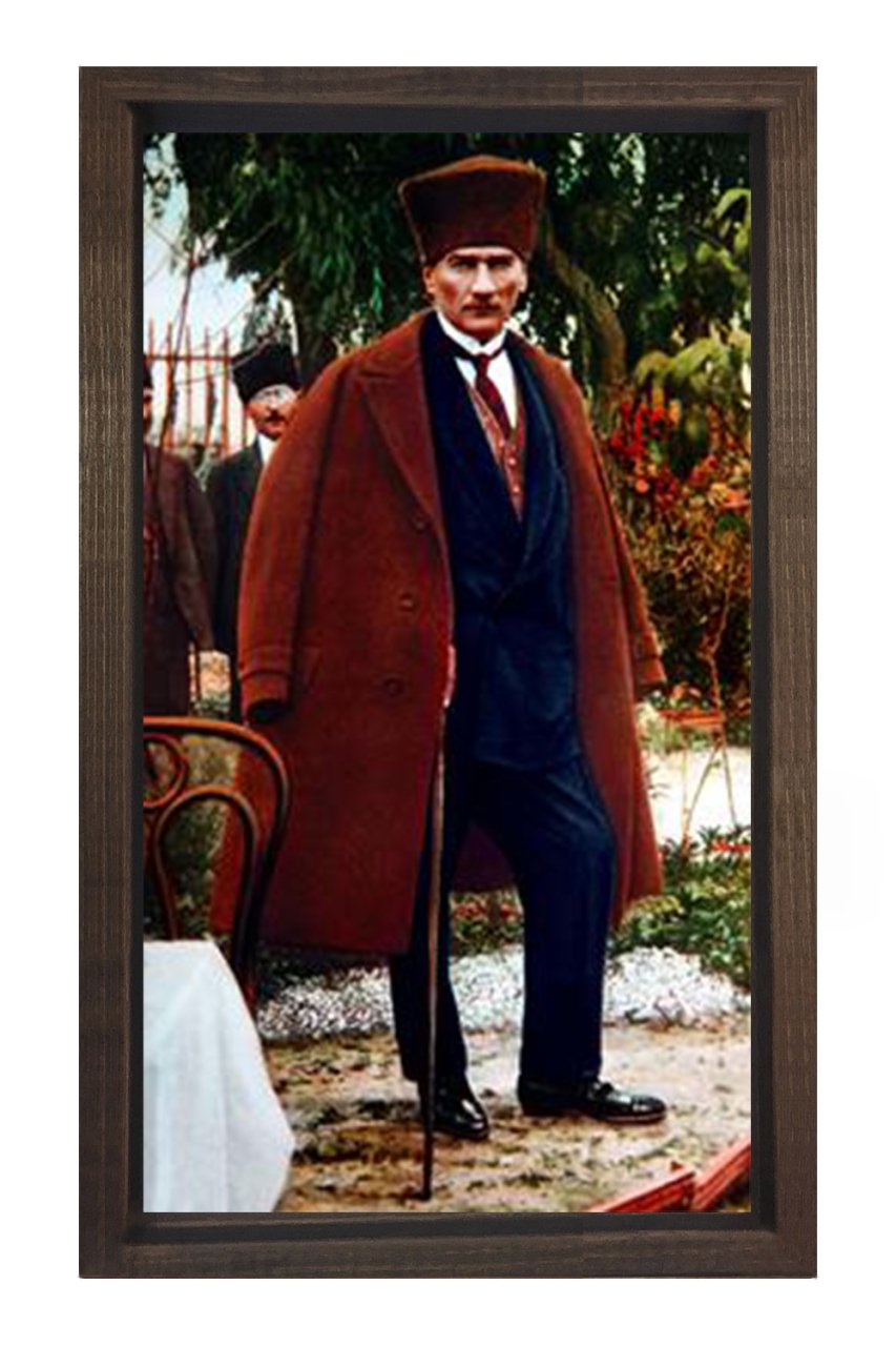 Atatürk Ve Kalpaklı Endam Tablosu