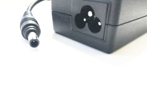 Samsung ORJINAL 19v 4.74A 90w Adaptör Şarj Cihazı Samsung AD-9019, AD-9019S,