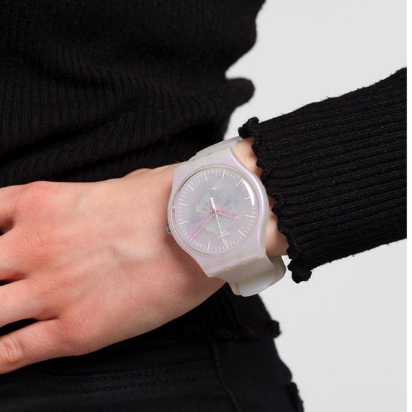 Swatch Suok155 PINK MIST Kadın Kol Saati