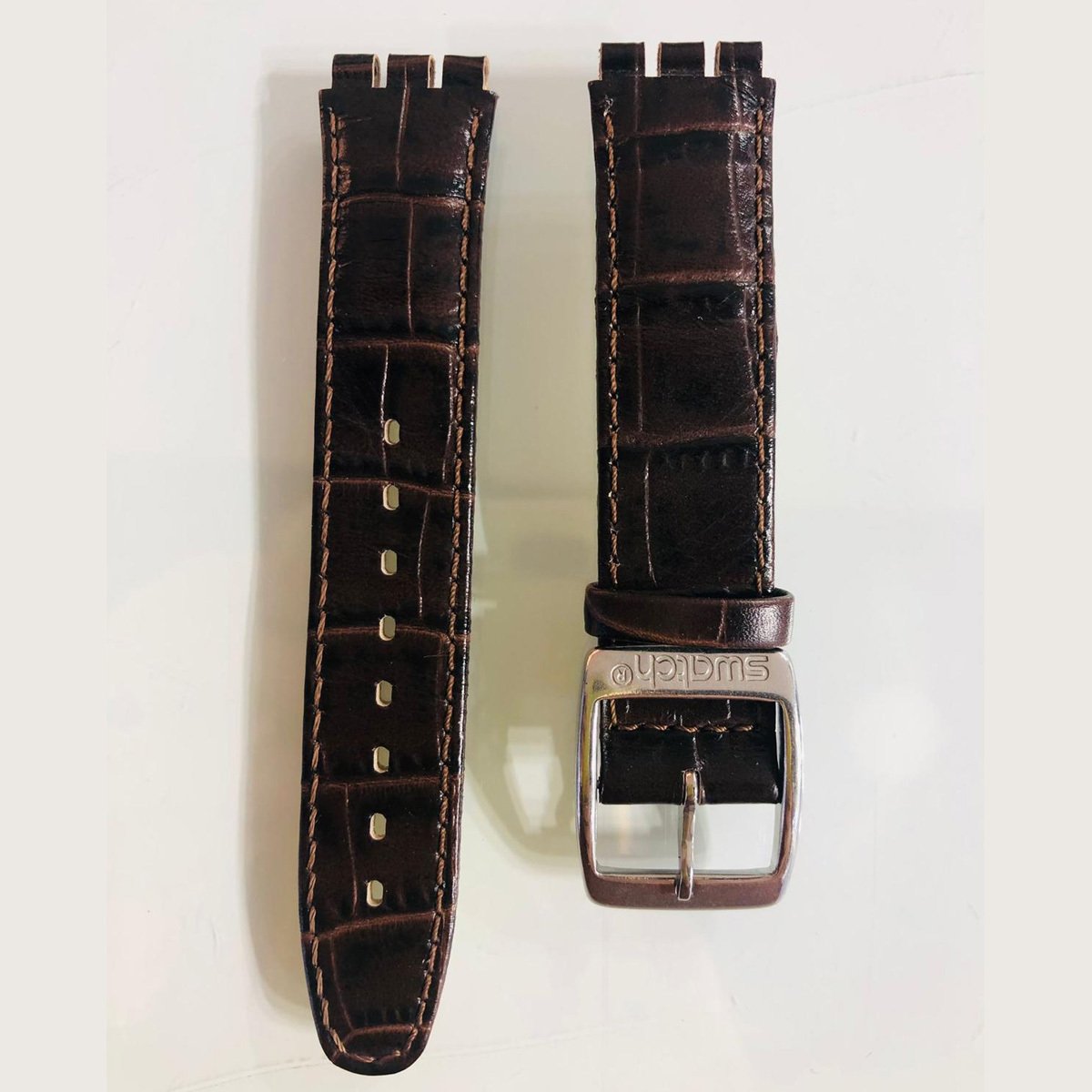 Swatch AYLS - 9  Kahverengi Deri Kordon