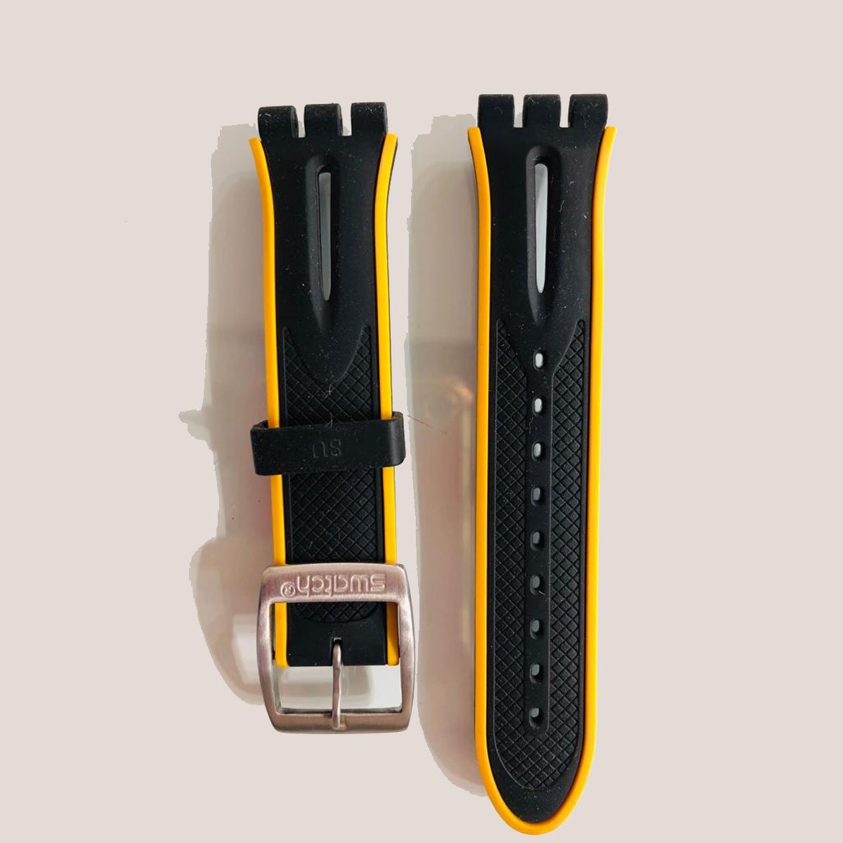 Swatch AYCS Siyah Silikon Kordon