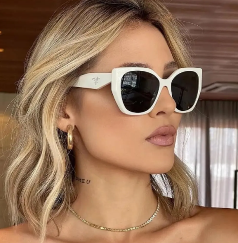 prada spr 19zs 1425s0 güneş gözlüğü