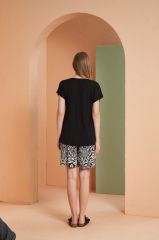 Pjs Kadın Yuvarlak Yaka Desenli Siyah Yarım Kollu Şortlu Pijama Takım