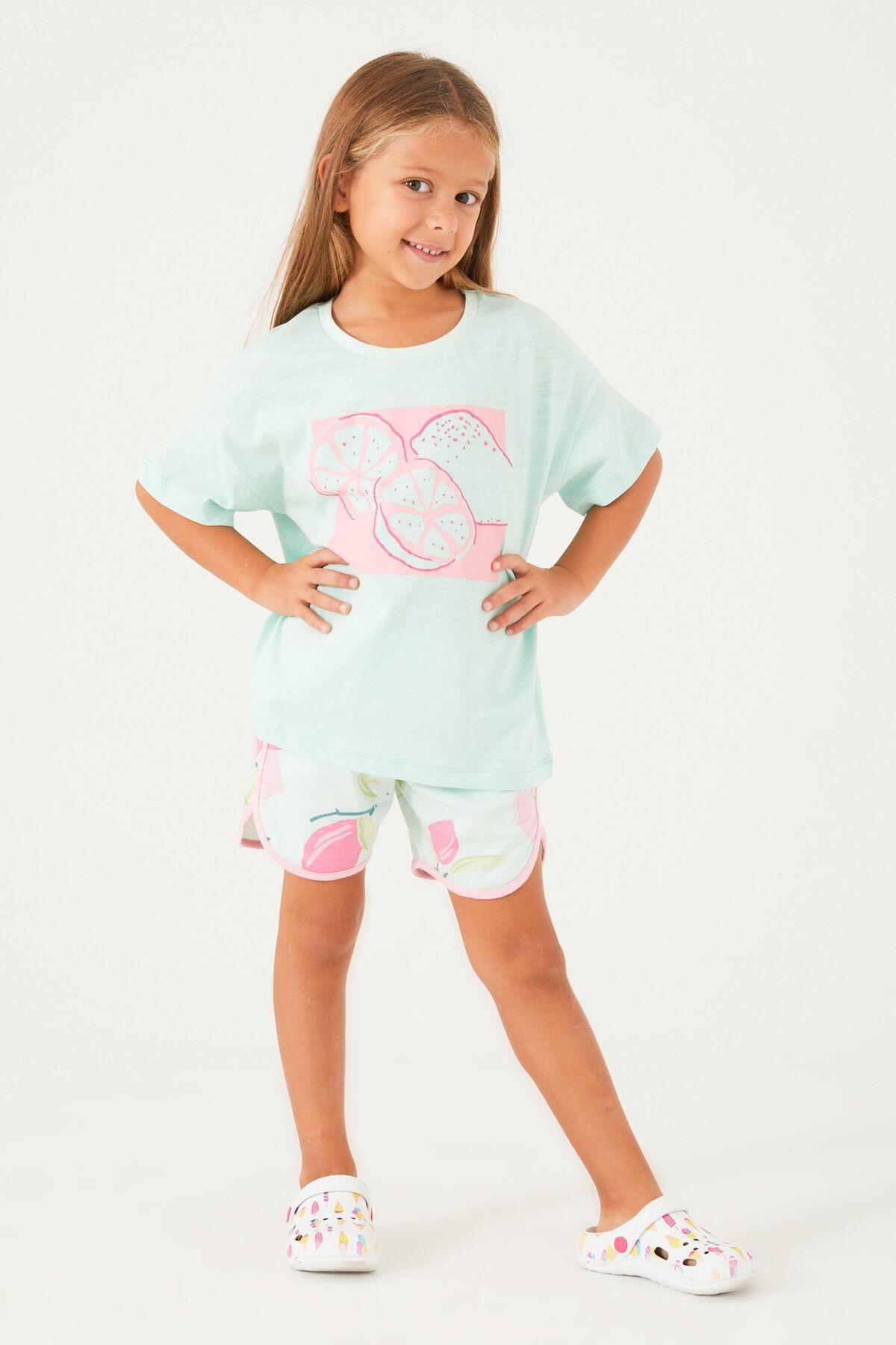 Roly Poly 3086 Fruit Pattern Açık Yeşil Kız Çocuk Şort Takım