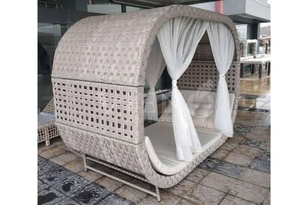 Romantica Daybed Bahçe Havuzbaşı Keyif Yatağı