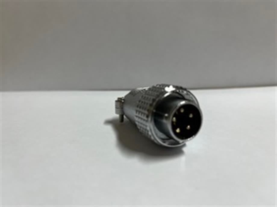 MAOJWEI-P20F-5A IP65 5 Pin Seyyar Erkek Konnektör