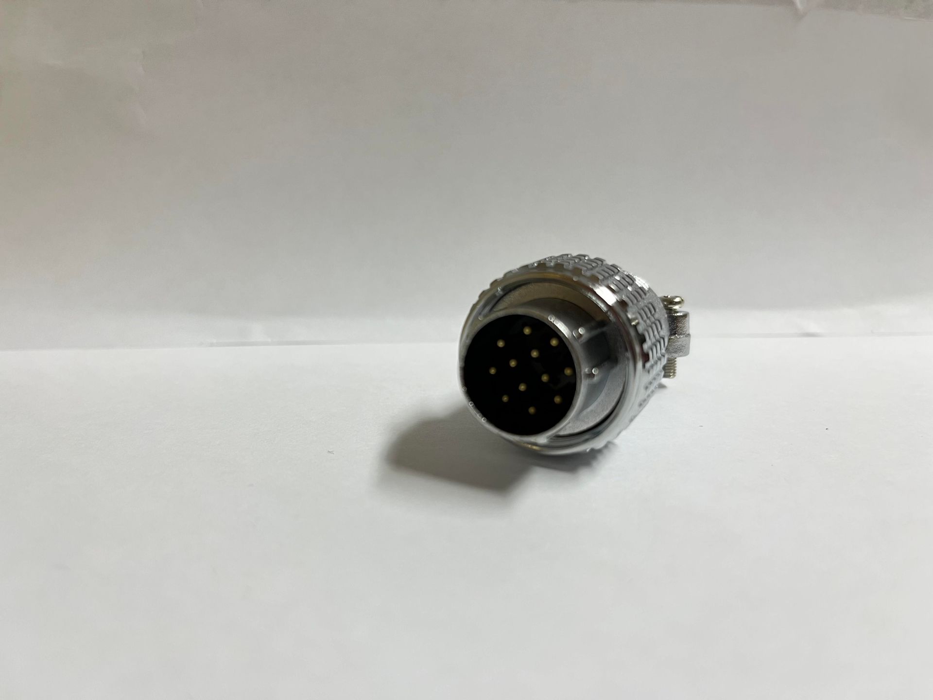 Maojwei - P20F-12A IP65 12 Pin Seyyar Erkek Konnektör