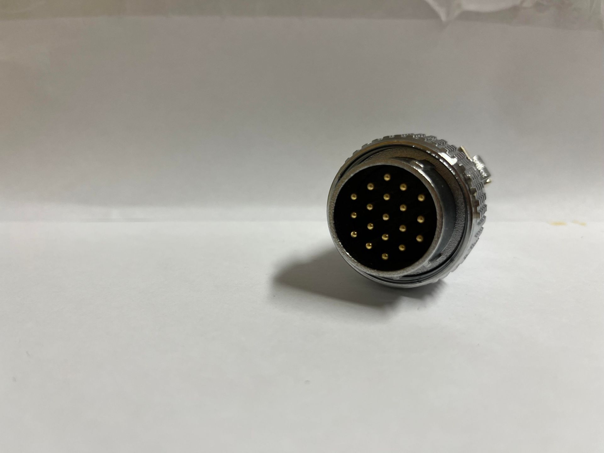 Maojwei - P28F-19A IP65 19 Pin Seyyar Erkek Konnektör