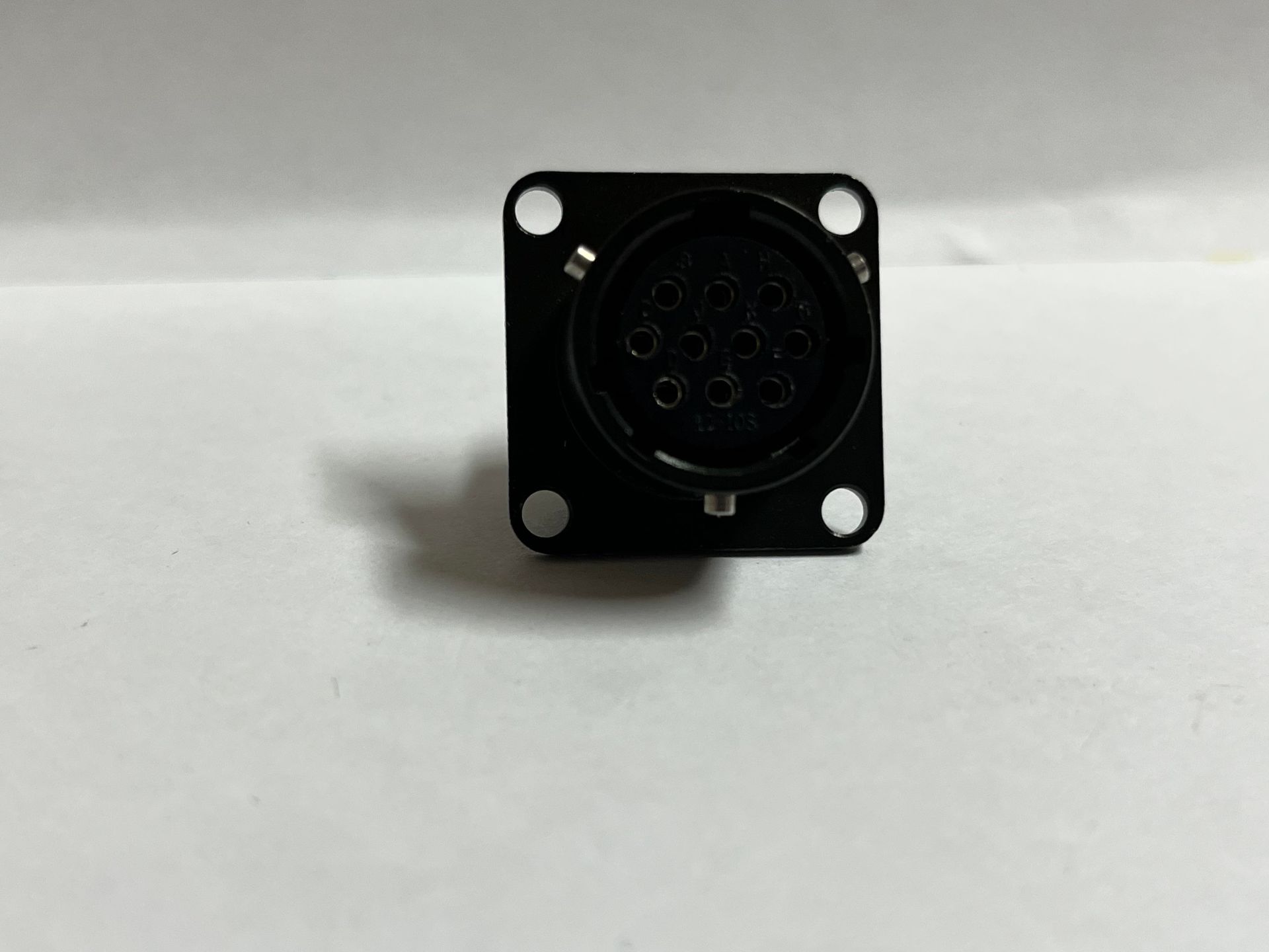 Maojwei - 3112-12-10S Shell Tipi 10 Pin Panel Dişi Konnektör