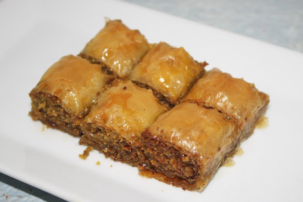 Fıstıklı Özel Baklava