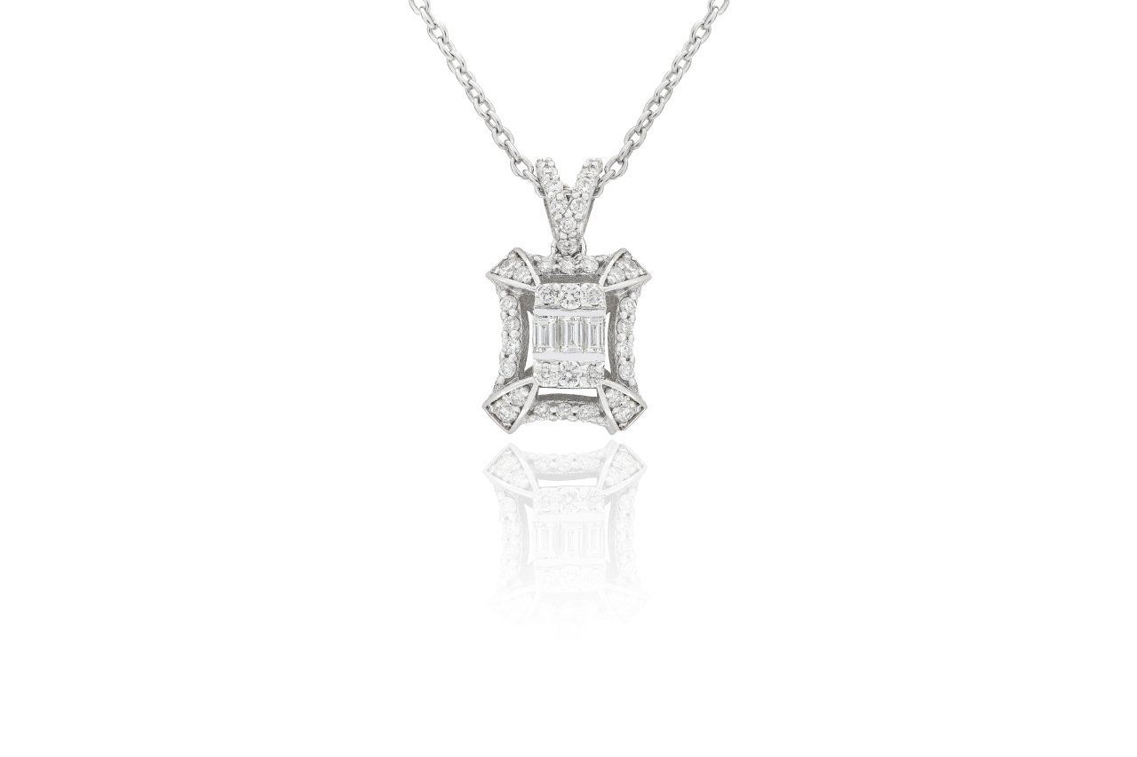 VICTORIA BAGET KOLYE