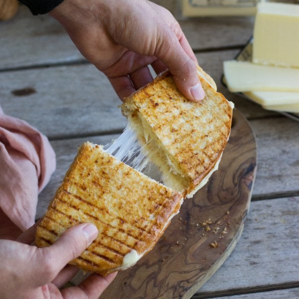 Invalid use of alt Image variable